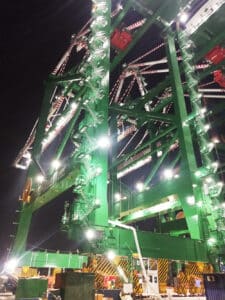 Aplicación de la serie APS LF46S de proyectores LED